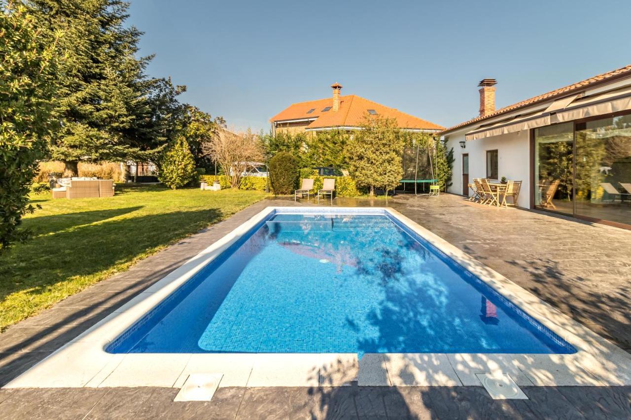Impresionante Villa Entre Mar Y Montana La Cavada Extérieur photo